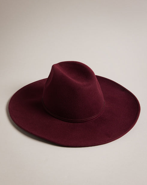ABBIEA-Hats-Step out in style with ABBIEA. With a wide brim to shield you from the sun, this felt hat adds a fashionable finishing touch to your look. Felt hat Pure wool Leather trim with buckle T accented keeper loop Wide brim- Ted Baker Romania